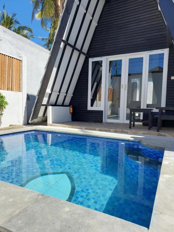 Resort Gili Trawangan - Bungalow With Private Pool Exterior photo