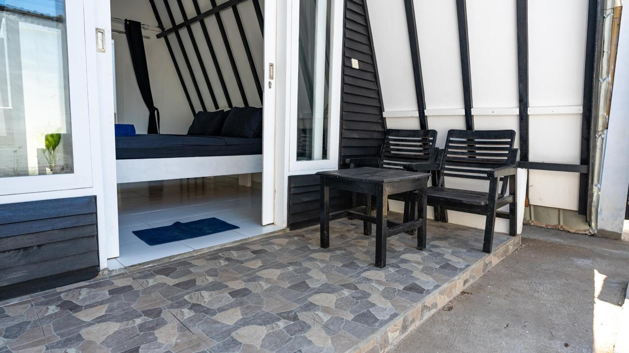 Resort Gili Trawangan - Bungalow With Private Pool Exterior photo